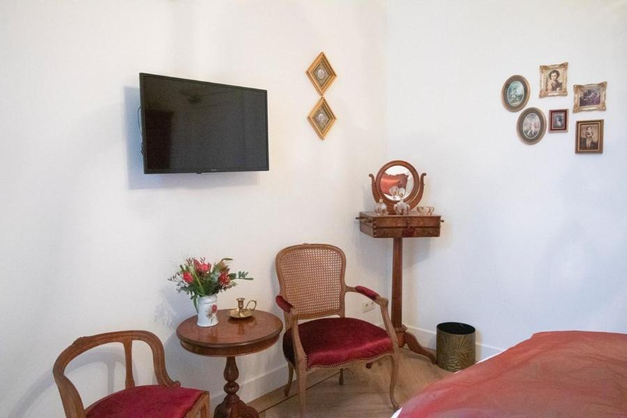 Hotellerie Het Wapen Van Athlone De Steeg Bagian luar foto